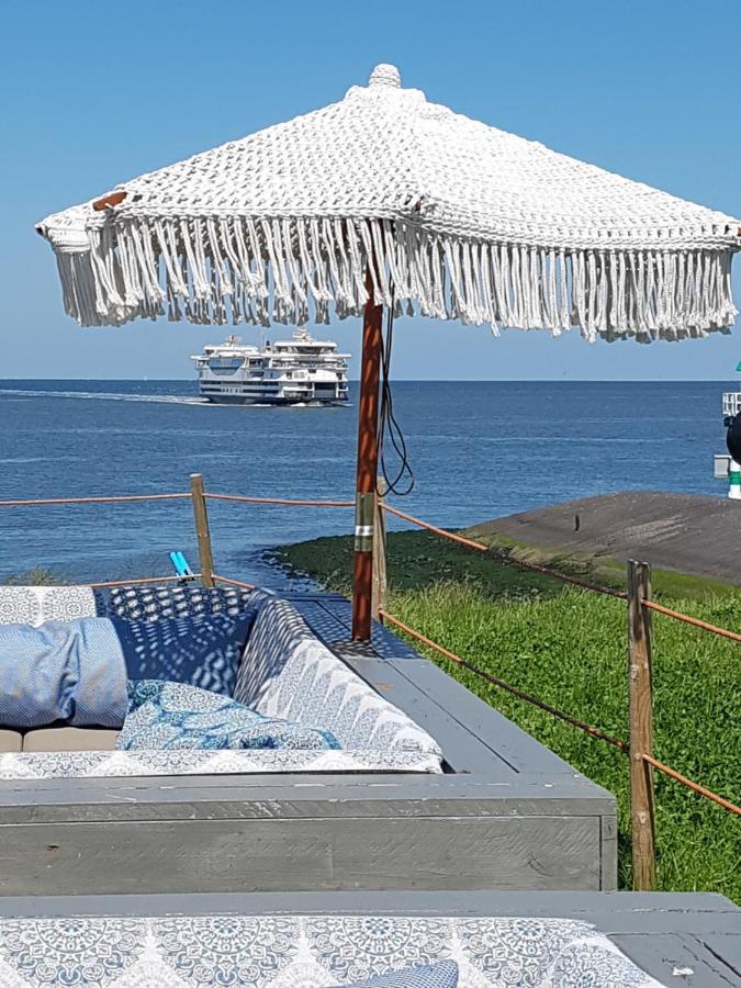 Romantisch Huisje Nabij Het Strand Met Uitzicht Op De Tulpenvelden Julianadorp Exterior photo